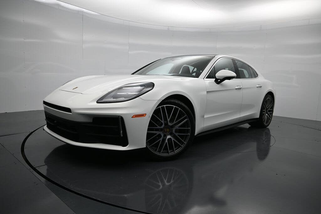 2026 Porsche Panamera