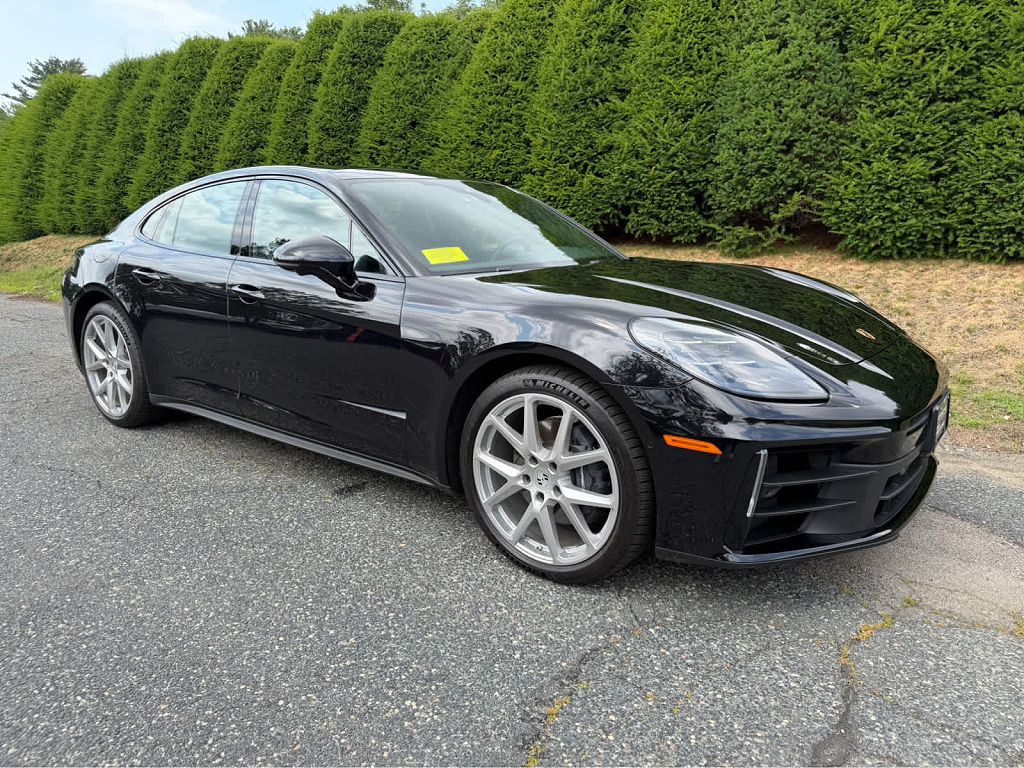 2026 Porsche Panamera