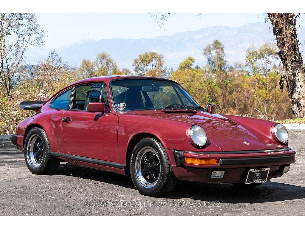 1989 Porsche 911 Carrera 2