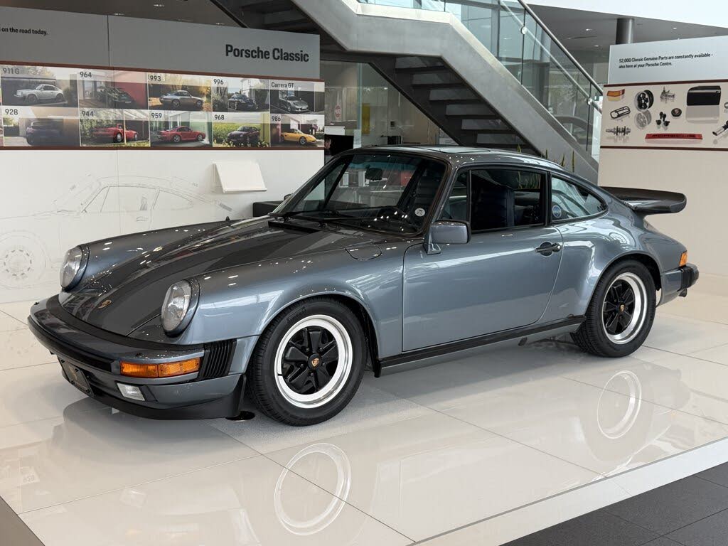 1984 Porsche 911 Carrera 3.2