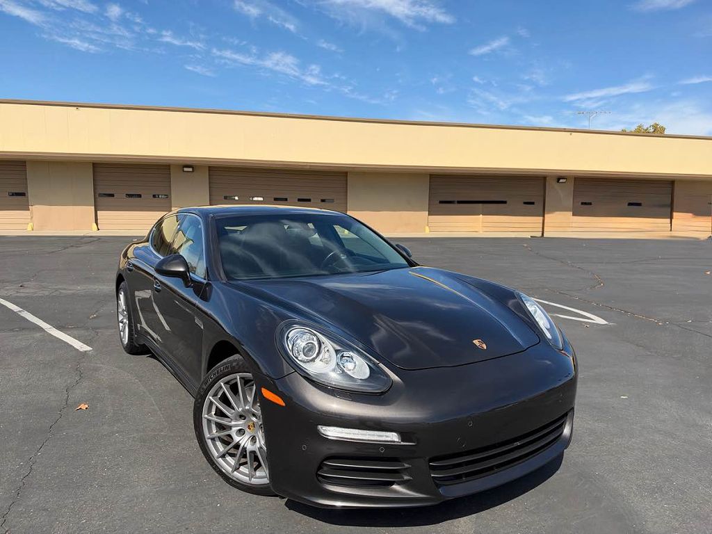 2015 Porsche Panamera 4S