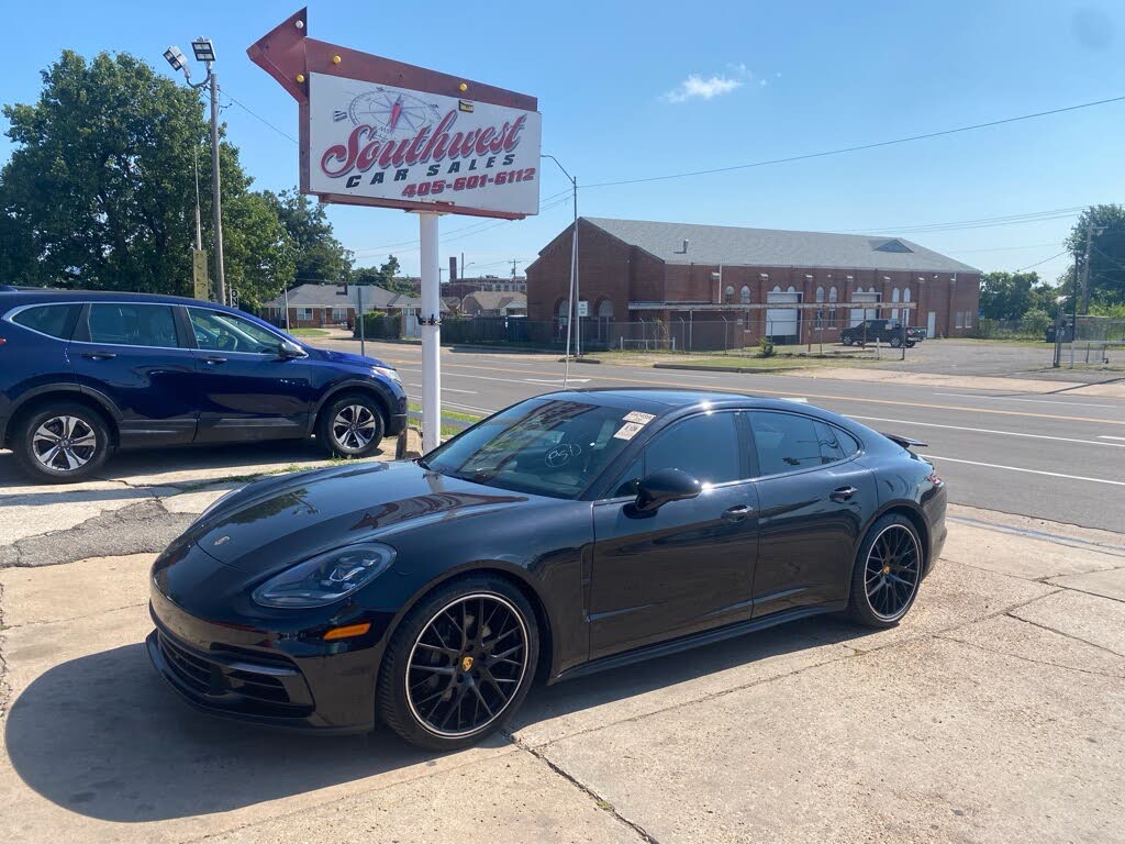 2017 Porsche Panamera 4S