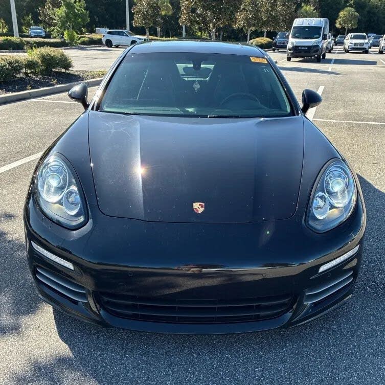 2015 Porsche Panamera S
