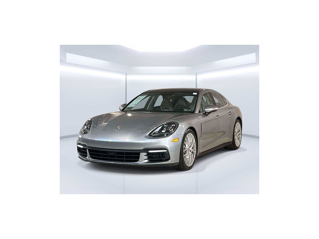 2018 Porsche Panamera 4S