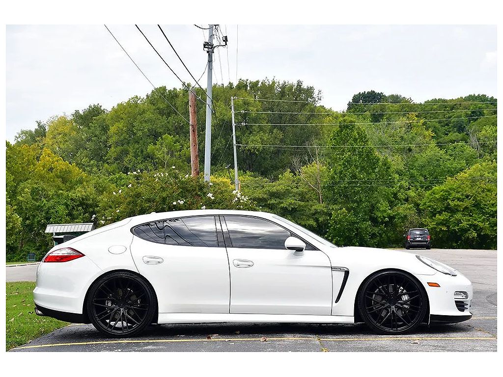 2013 Porsche Panamera 4S