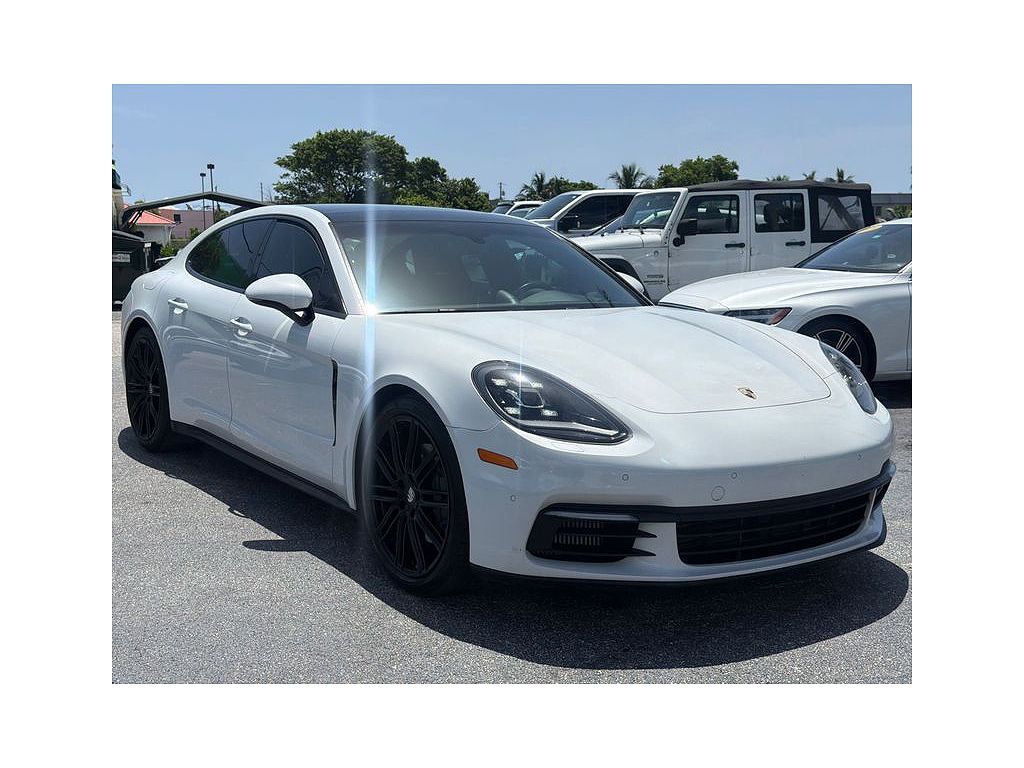 2017 Porsche Panamera