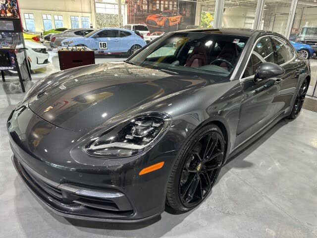 2017 Porsche Panamera 4S