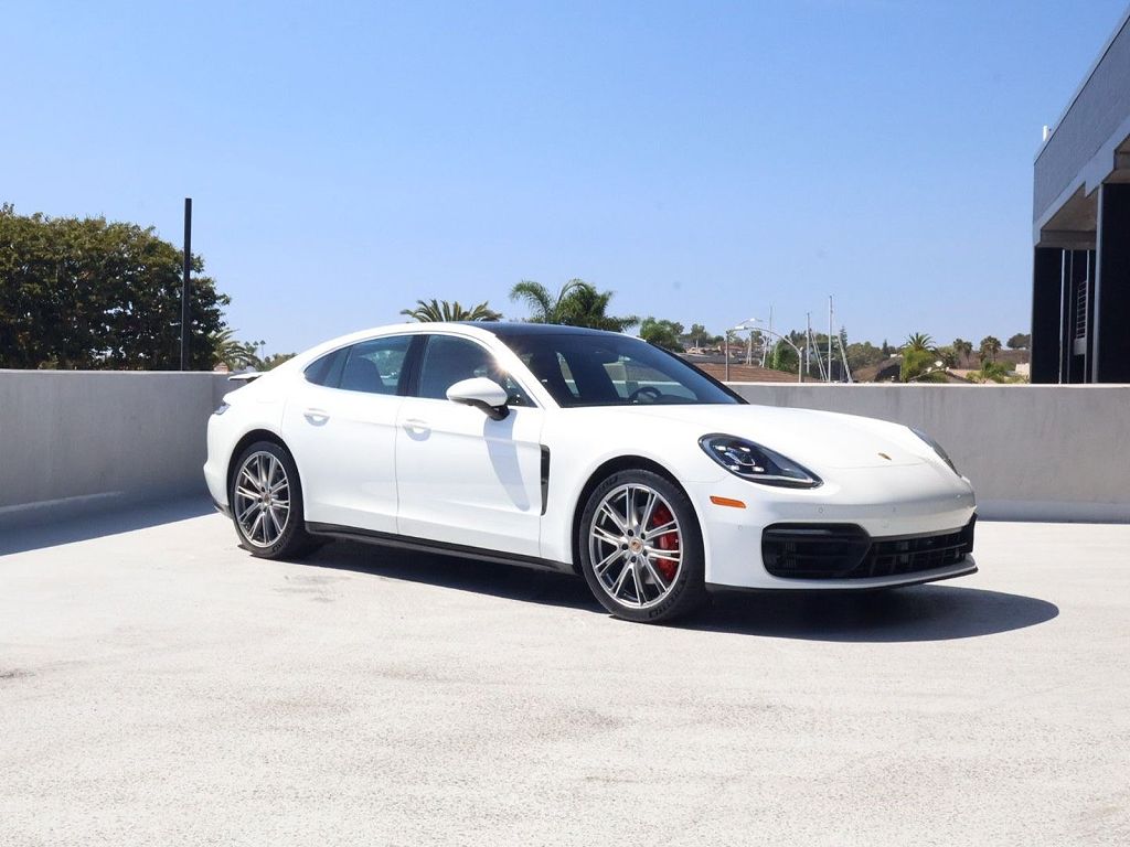 2022 Porsche Panamera 4S