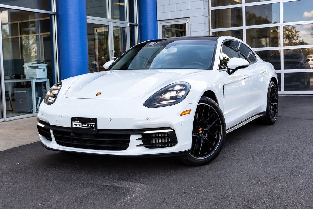 2017 Porsche Panamera 4S