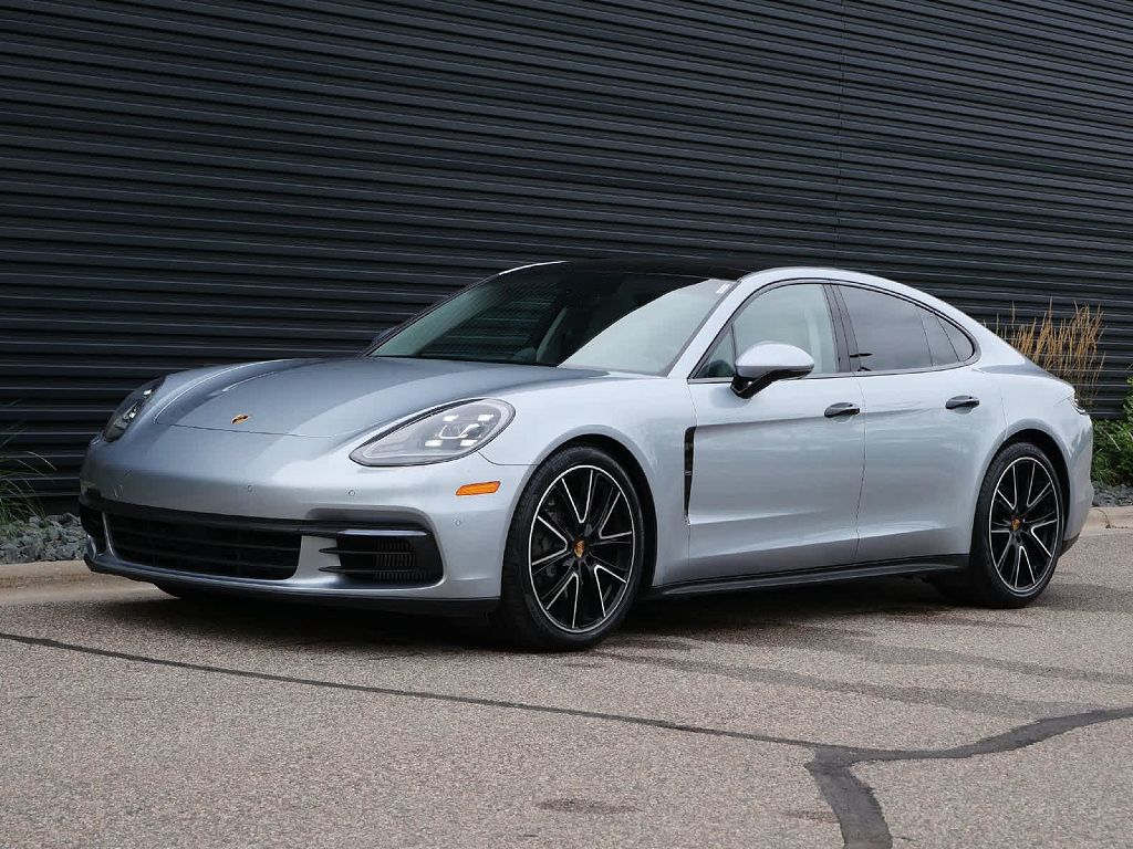 2018 Porsche Panamera 4S