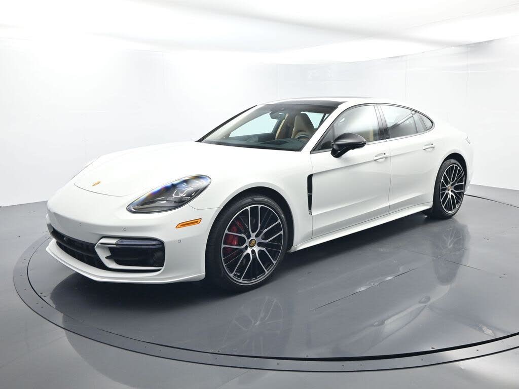 2023 Porsche Panamera 4S