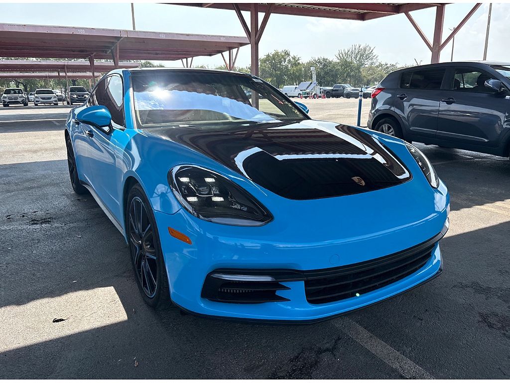 2018 Porsche Panamera 4S