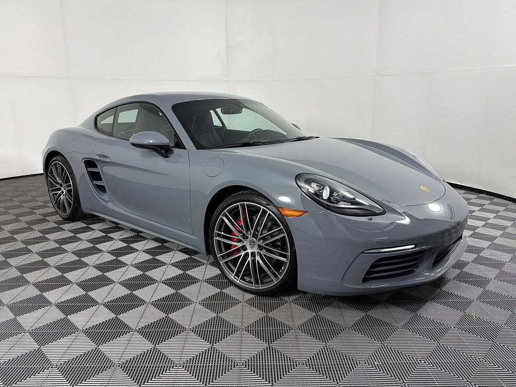 2024 Porsche 718 Cayman S
