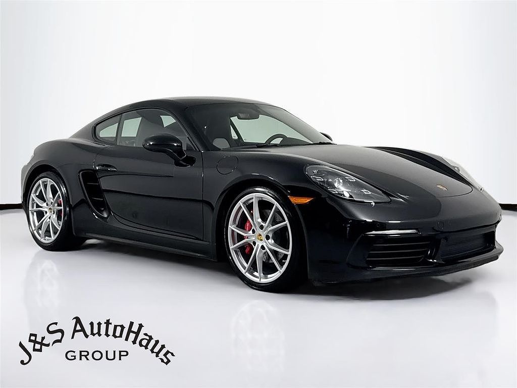 2025 Porsche 718 Cayman S
