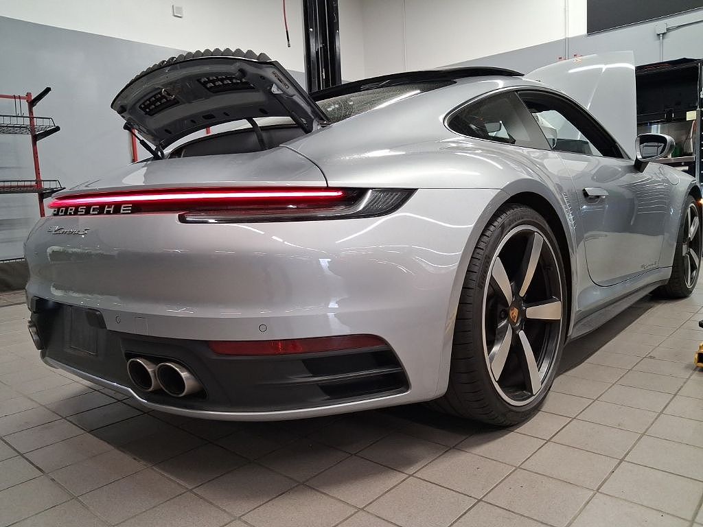 2020 Porsche 911 Carrera 4S