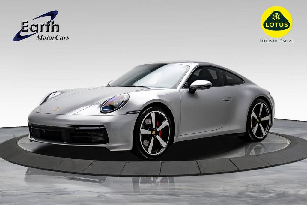 2024 Porsche 911 Carrera 4 GTS