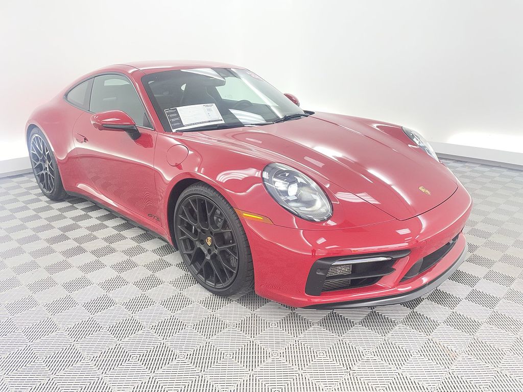 2024 Porsche 911 Carrera GTS