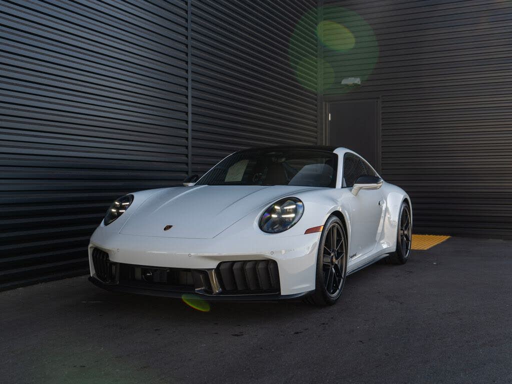 2026 Porsche 911 Carrera GTS