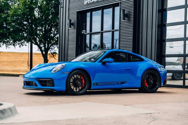 2023 Porsche 911 Carrera 4 GTS
