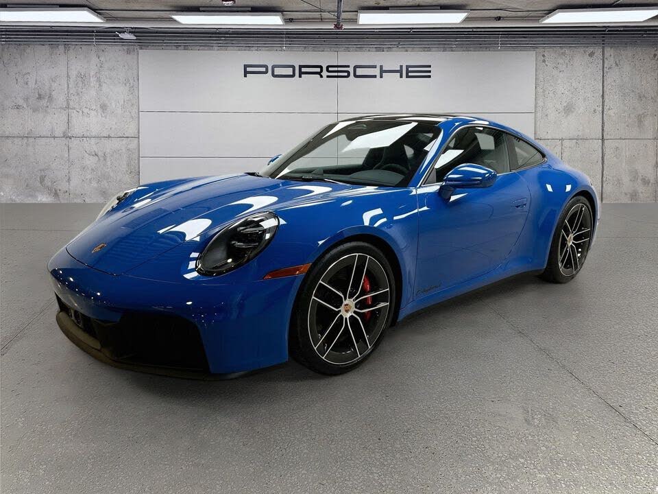 2026 Porsche 911 Carrera 4 GTS
