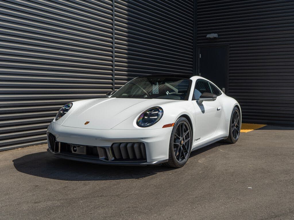 2026 Porsche 911 Carrera GTS