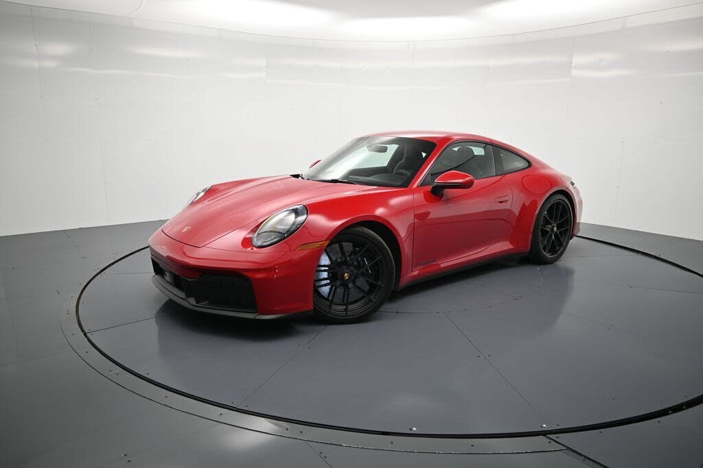2025 Porsche 911 Carrera GTS