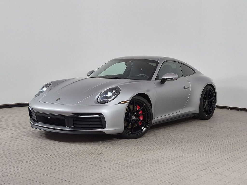 2023 Porsche 911 Carrera 4 GTS