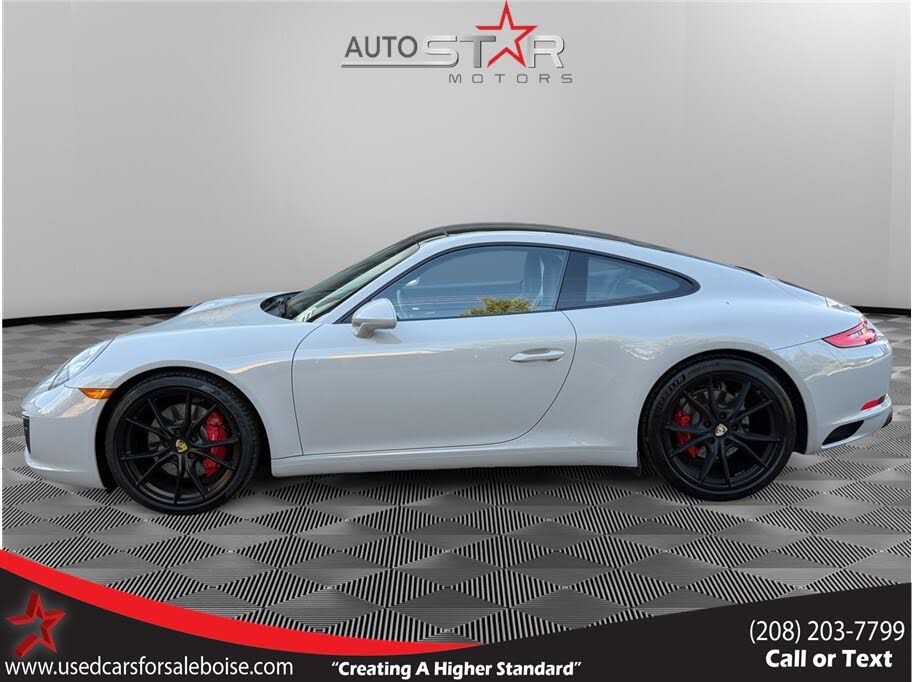 2018 Porsche 911 Carrera GTS