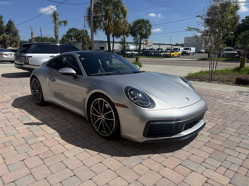 2023 Porsche 911 Carrera 4 GTS