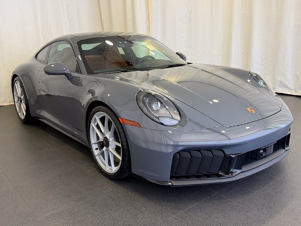 2026 Porsche 911 Carrera S