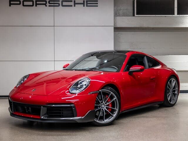 2024 Porsche 911 Carrera 4 GTS
