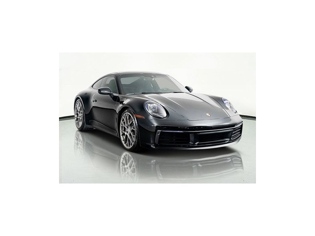 2024 Porsche 911 Carrera 4 GTS