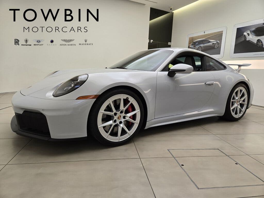 2025 Porsche 911 Carrera GTS