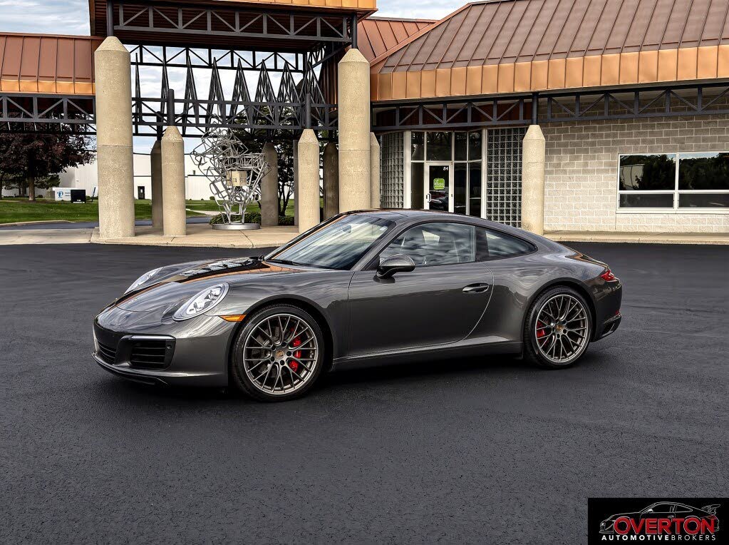 2019 Porsche 911 Carrera S