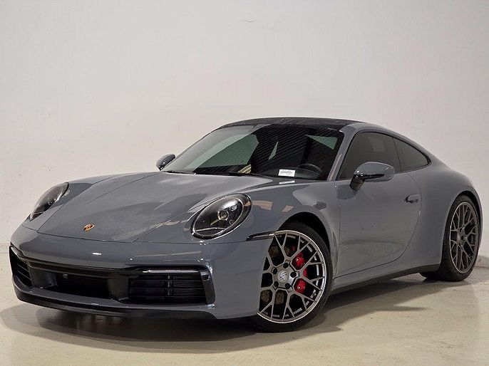 2024 Porsche 911 Carrera 4 GTS
