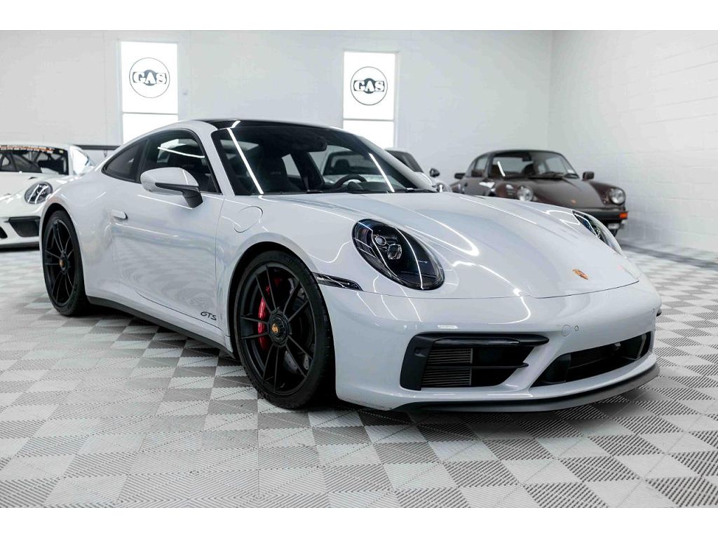 2023 Porsche 911 Carrera GTS