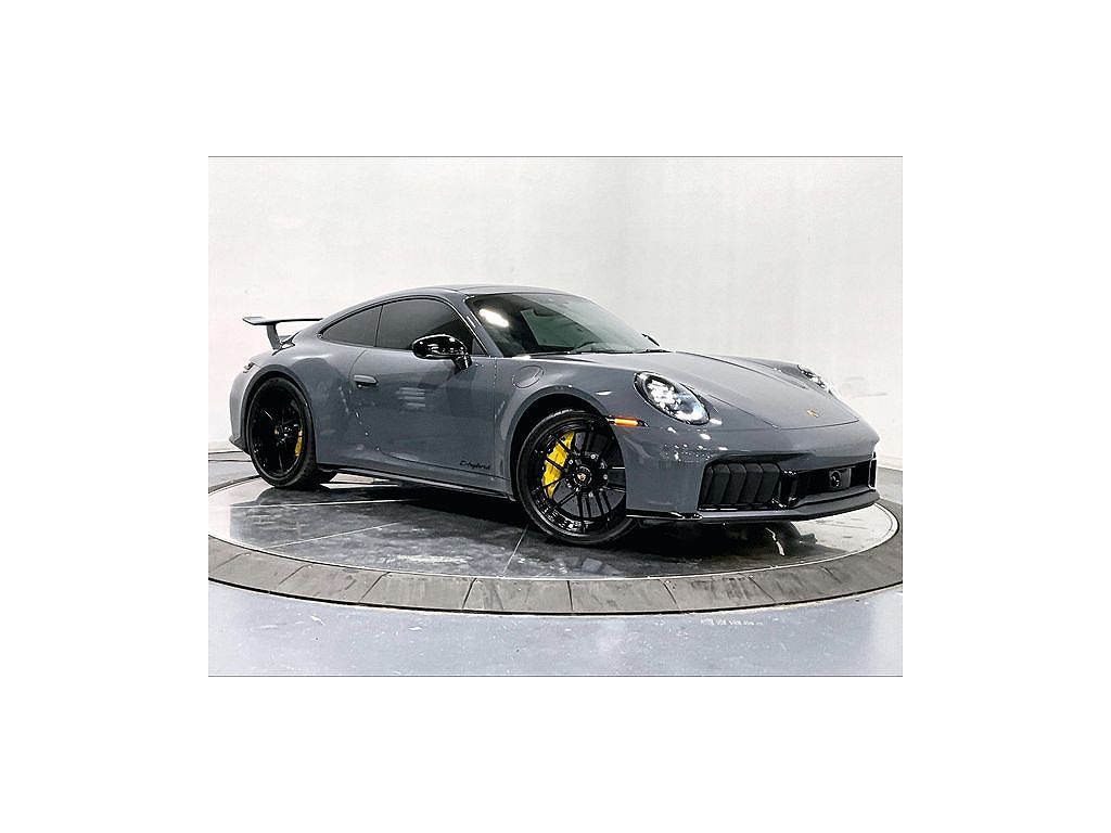 2025 Porsche 911 Carrera GTS