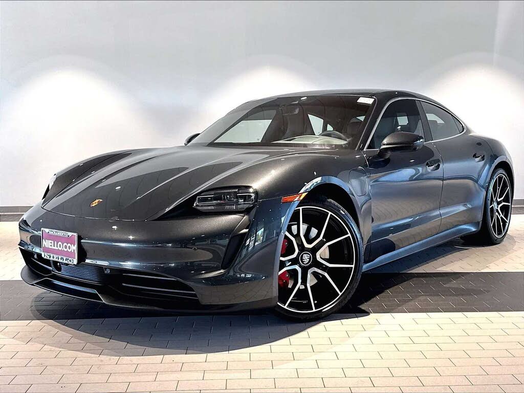 2023 Porsche Taycan photo 1