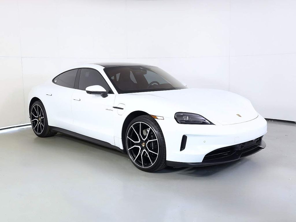 2025 Porsche Taycan 4S