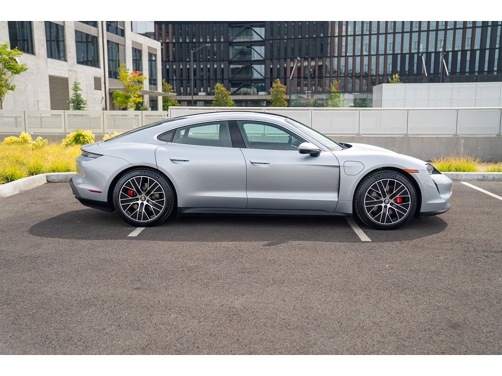 2024 Porsche Taycan 4S