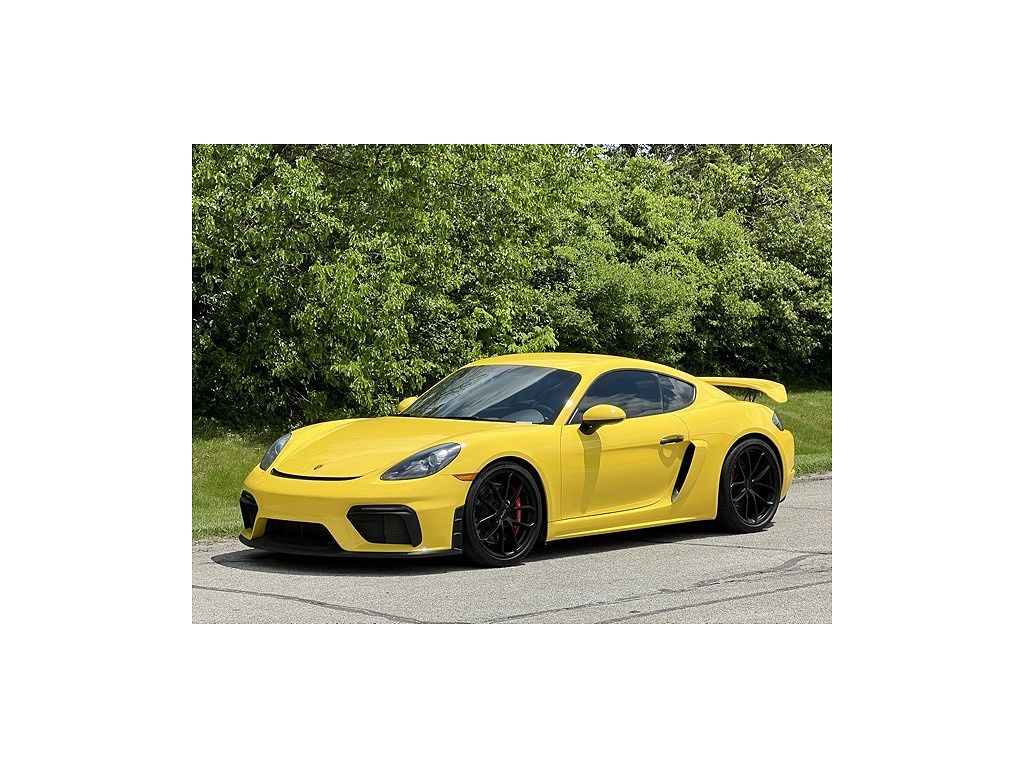 2022 Porsche 718 Cayman GT4 RS