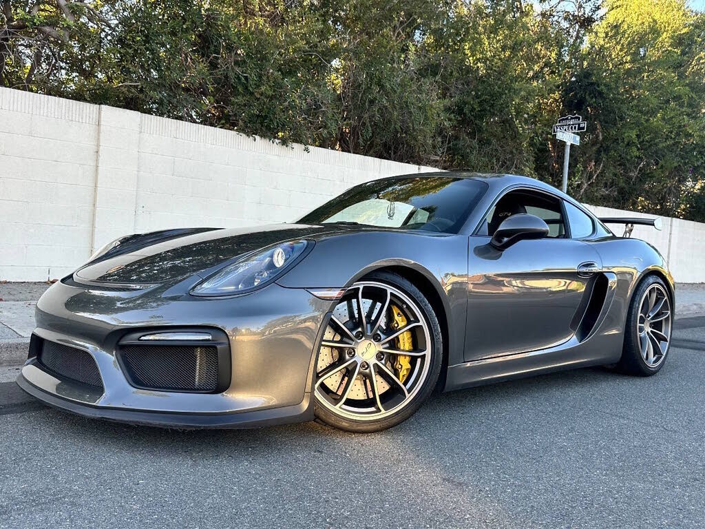 2016 Porsche Cayman GT4
