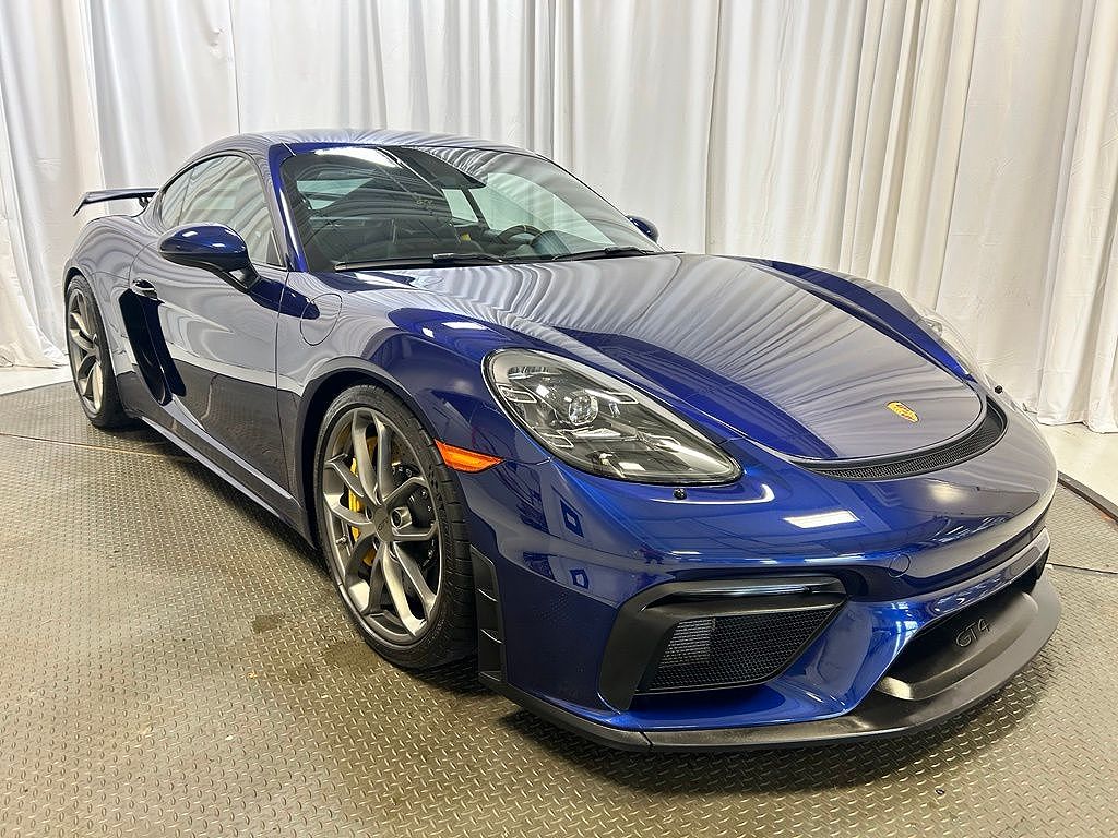 2022 Porsche 718 Cayman GT4 RS
