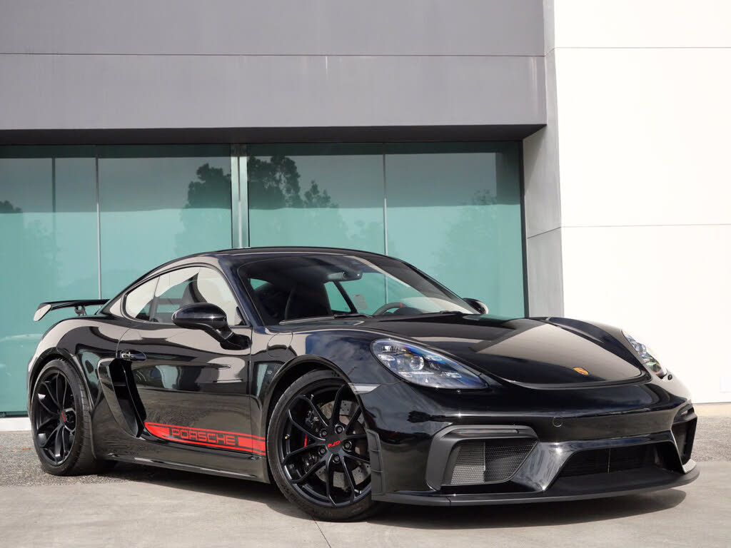2022 Porsche 718 Cayman GT4 RS