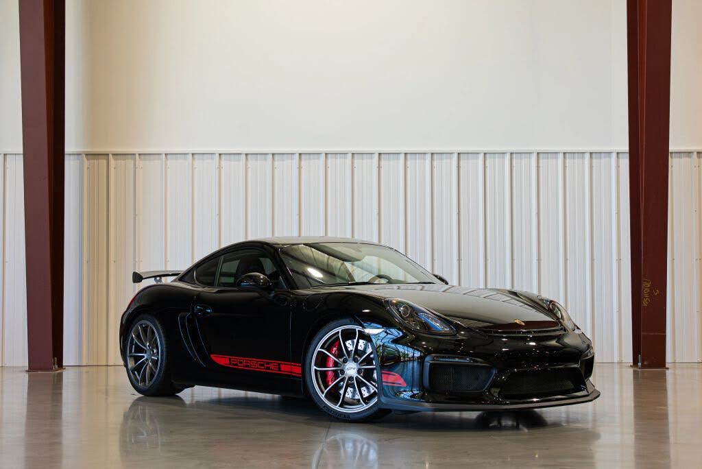 2016 Porsche Cayman GT4