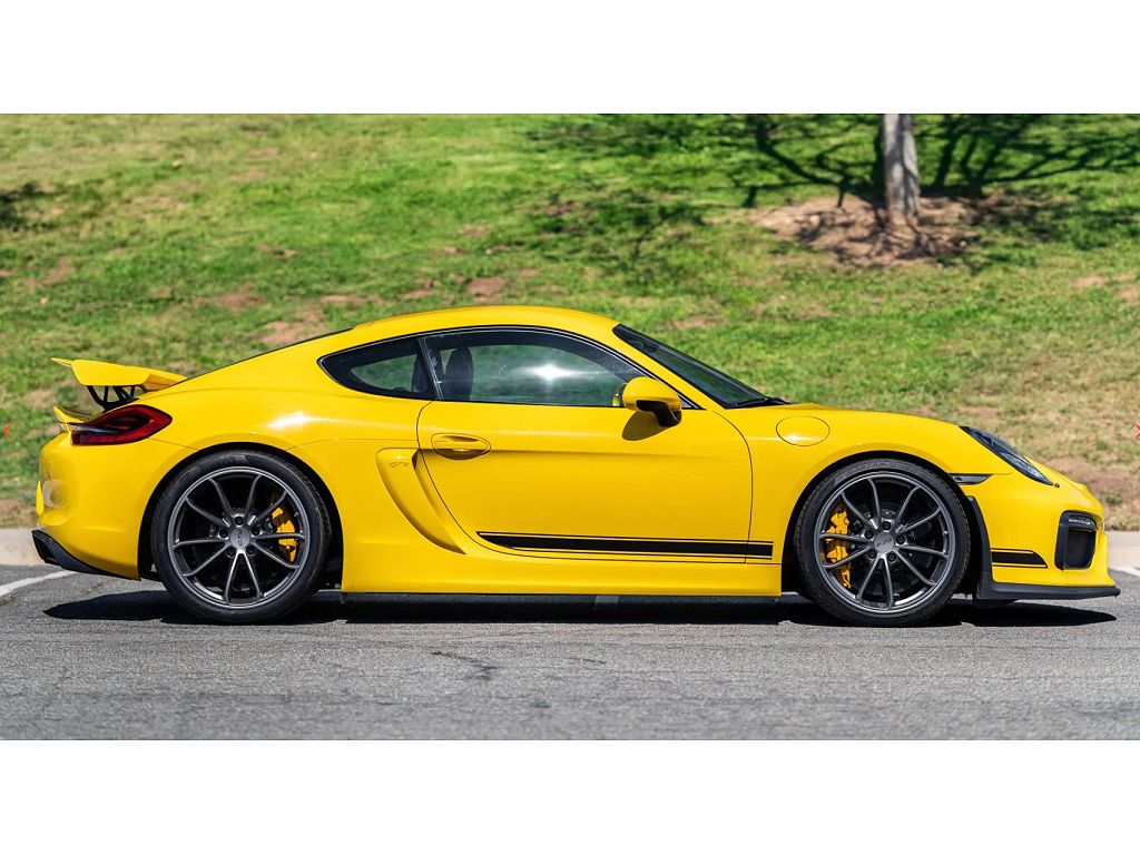 2016 Porsche Cayman GT4