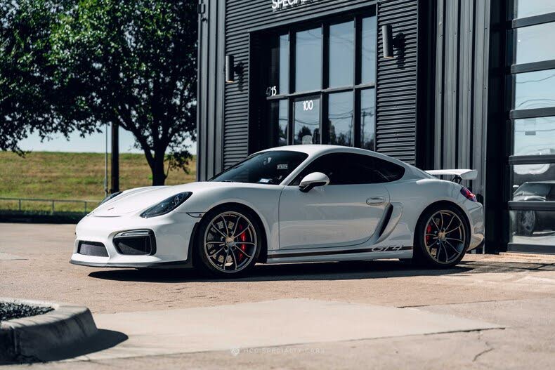 2016 Porsche Cayman GT4