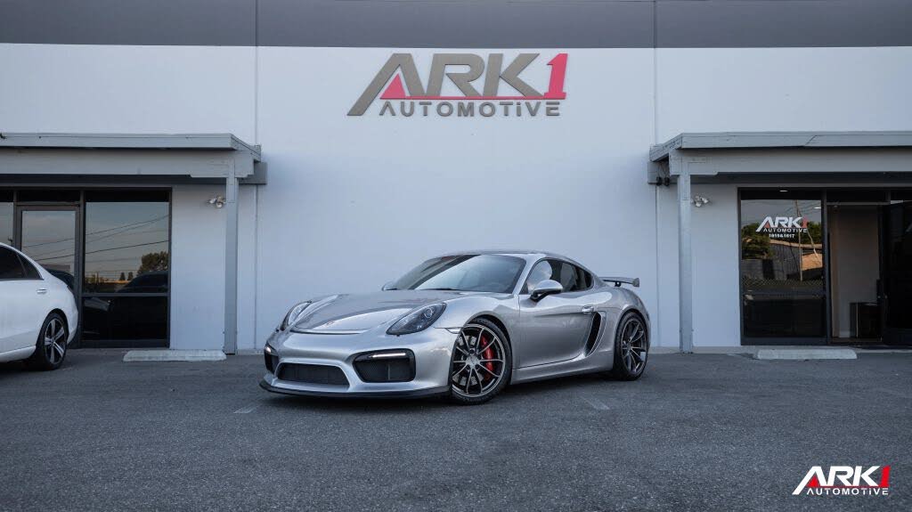 2016 Porsche Cayman GT4