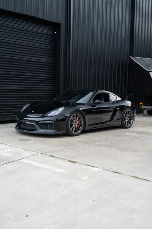 2016 Porsche Cayman GT4