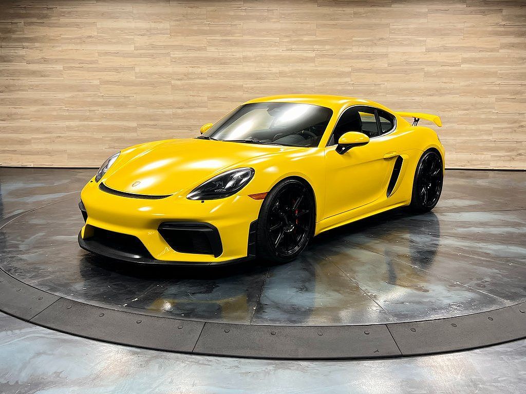 2023 Porsche 718 Cayman GT4